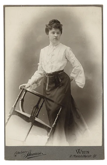 Woman and chair, front side